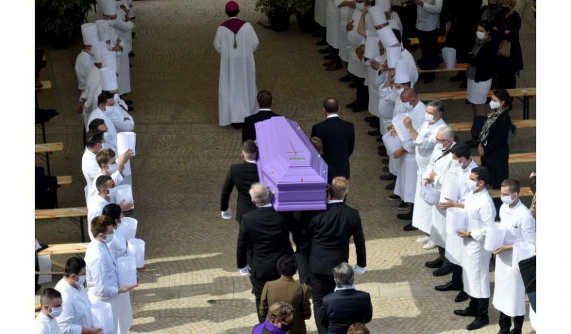 Enterrement trois Gros