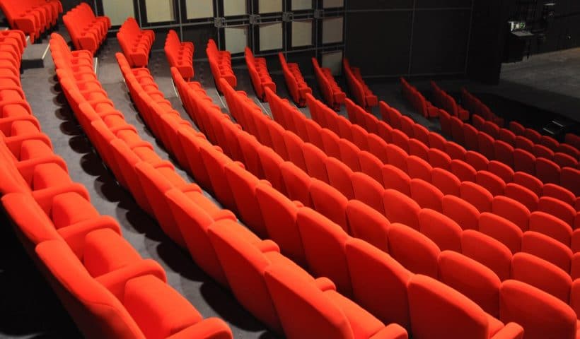 sièges théâtre rouge
